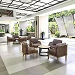 Modern Style 2Br Condo Good For 6 Packs Near Naia