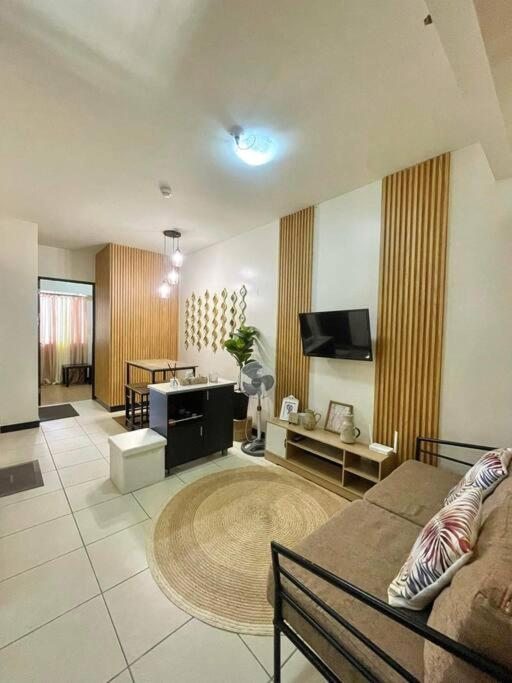 Modern Style 2br Good For 6 Packs Near Naia Apartment *